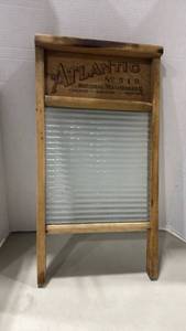 lot 1187 image: Atlantic No. 510 National Washboard Co. Glass Washboard 24x12.5