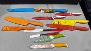 lot 1208 image: Colorful Kitchen Knife Set with Blade Guards