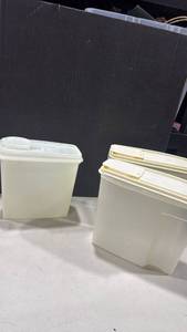 lot 1218 image: Tupperware & Rubbermaid Plastic Food Storage Containers Set