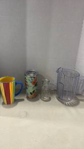 lot 1252 image: Mixed Drinkware and Serveware Set