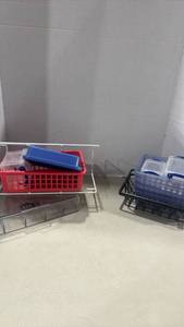 lot 1318 image: Plastic Storage Baskets and Containers Lot with Lids and Handles