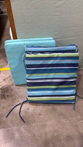 lot 1409 image: Chair cushions