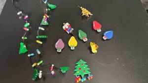 lot 1505 image: Holiday pins and more