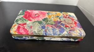 lot 1520 image: Floral Fabric Jewelry Box with Mirror and Compartments