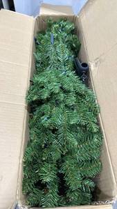 lot 2027 image: 4 ft lighted Christmas tree