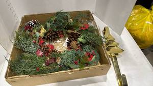 lot 2045 image: Holiday wreath and door hanger