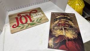 lot 2050 image: Holiday signs