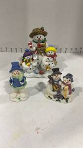 lot 2061 image: Snowmen decor