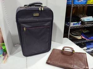 lot 2105 image: American Tourister carryon luggage and portfolio bag