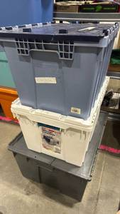 lot 4060 image: Keepbox Storage Container 12 Gallons