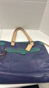 lot 31 image: Coach Tote Bag Navy Blue Green Trim Leather Handles