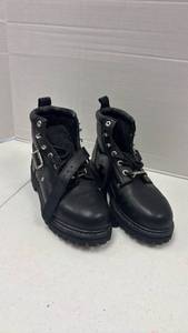 lot 109 image: Black leather motorcycle boots size 8.5