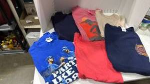 lot 2154 image: T shirts size medium and large