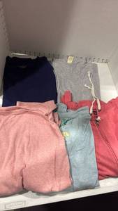 lot 2165 image: Womens shirts XXL