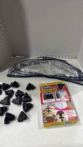 lot 2176 image: Hanger covers and space triangles