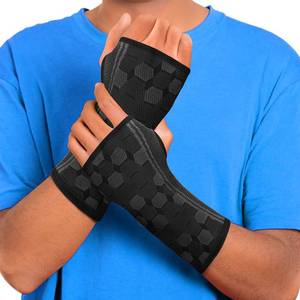 lot 131457 image: Sparthos Wrist Compression Sleeves (Pair), Carpal Tunnel Brace - Black-MD
