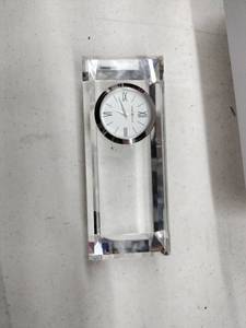 lot 61877 image: Howard Miller Prism Table Clock