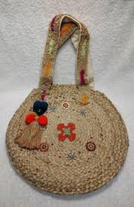 lot 61813 image: ZOI round jute shoulder bag