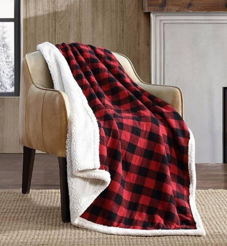 lot 17091 image: Eddie Bauer Cabin Plaid Sherpa Throw, 60 x 50, Need to be Washed. - Retail $40