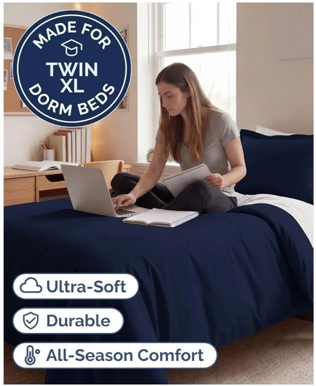 lot 17120 image: Duvet Cover TwinTwin XL Size - Extra Soft Dorm College Duvet Cover - Lightweight, Comfy, Breathable and Fade Free with Zipper Closures & Ties - 68 x 90 Inches - (Navy Blue) - Retail $24