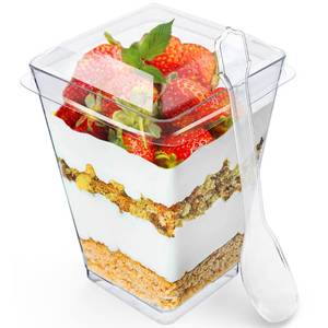 lot 3078 image: Sammray 100 Pack 5 oz Dessert Cups with Lids and Spoons Plastic Parfait Cups for Appetizer and Desserts be it, Mousse, Tiramisu, Pudding, or salads