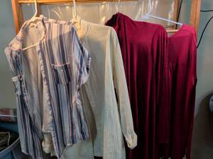 lot 9 image: Womens Tops Lot - Eden & Olivia Striped Shirt & Croft & Barrow Corduroy Blouse