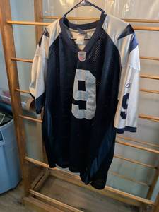 lot 38 image: Dallas Cowboys Tony Romo #9 Reebok NFL Equipment Jersey Size 54