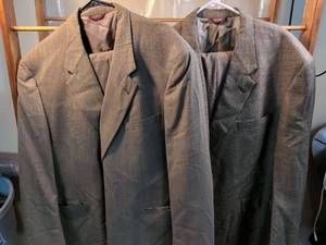 lot 54 image: Hart Schaffner & Marx Mens Suit Jackets by Johnstons Clothiers - Lot of 2