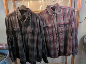 lot 79 image: Mens Plaid Flannel Shirts Lot of 2 - Faded Glory 2XL & George M