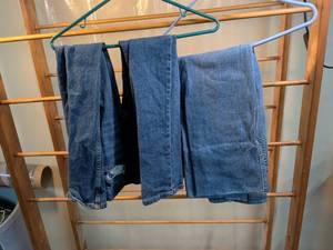 lot 140 image: Lot of 2 Girls Blue Denim Jeans - Justice Simply Low 16R & Wonder Nation Relaxed Size 12