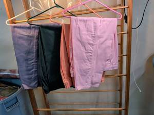 lot 149 image: Womens Casual Jogger Pants Bundle - Size 20PS (Set of 4)