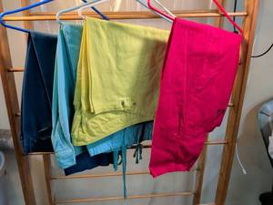 lot 152 image: Womens Plus Size Casual Pants Lot - Size 20W20PS