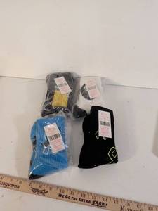 lot 213 image: Epic Sports Crew Socks 4-Pack Bundle, Multi-Color