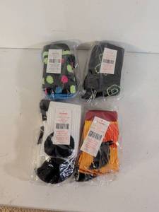 lot 230 image: Epic Sports Crew Socks 4-Pack Assorted Colors Small