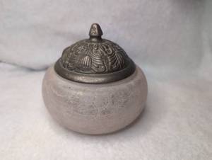 lot 1504 image: Silvestri Blown Glass Covered Trinket Dish with Metal Lid