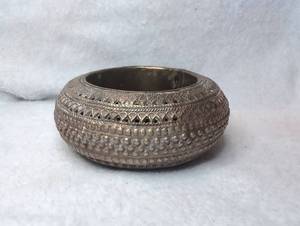 lot 1505 image: Decorative Metal Bowl with Ornate Filigree Detailing