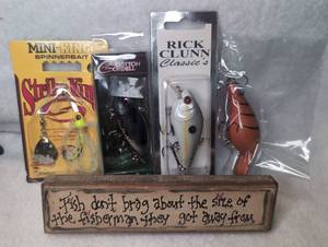 lot 3505 image: Fishing Lure Lot Mini-King Spinnerbait, Cotton Cordell, Rick Clunn Classics