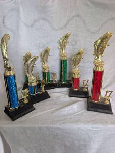 lot 3506 image: Fishing Tournament Trophy Collection with Bass Figurines