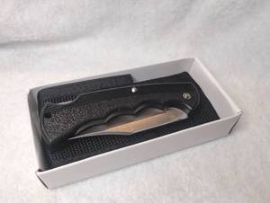 lot 4011 image: Deluxe Knife with Sheath