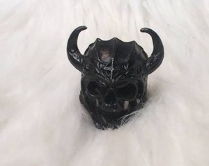 lot 4513 image: Black Demon Horned Skull Head Figurine Ring