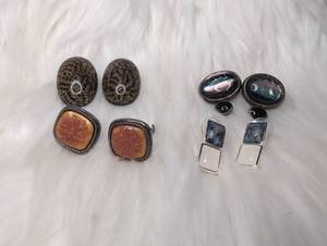 lot 4519 image: Vintage Mixed Earrings Pairs - 4 ct