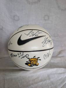 lot 5004 image: Wichita State Shockers Team Signed Nike Basketball