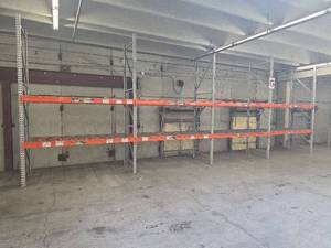 lot 177 image: 32 Pallet Racking System