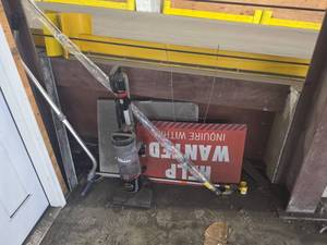 lot 185 image: Bissell Carpet Cleaning Machine and fishing pole