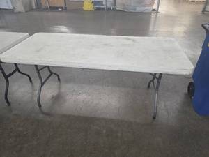 lot 192 image: Folding Lifetime Table 6 ft White Top and Legs