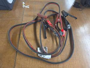 lot 199 image: Jumper Cables 2 Gauge Red Black with Clamps