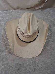 lot 43 image: Woven Straw Western Cowboy Hat with Black Band