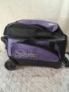 lot 72 image: Brunswick Double Ball Roller Bowling Bag
