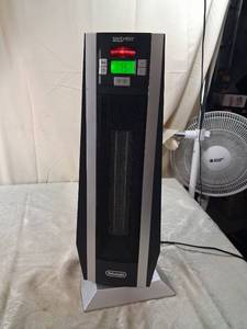 lot 100 image: DeLonghi SafeHeat Tower Ceramic Heater