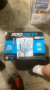 lot 30139 image: ZeroWater 52-Cup 5-Stage Water Filter Dispenser - Retail $45